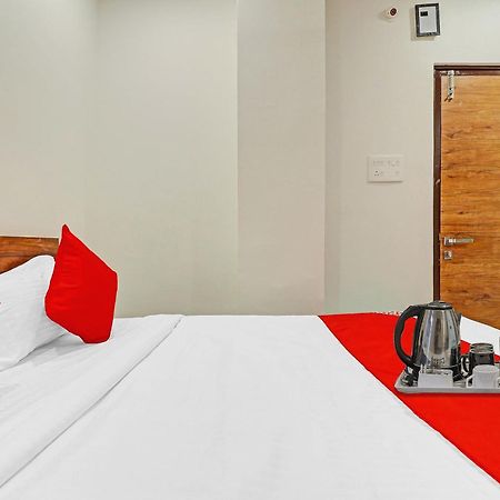 OYO 70047 Hotel Night Eye Hyderabad Exterior foto