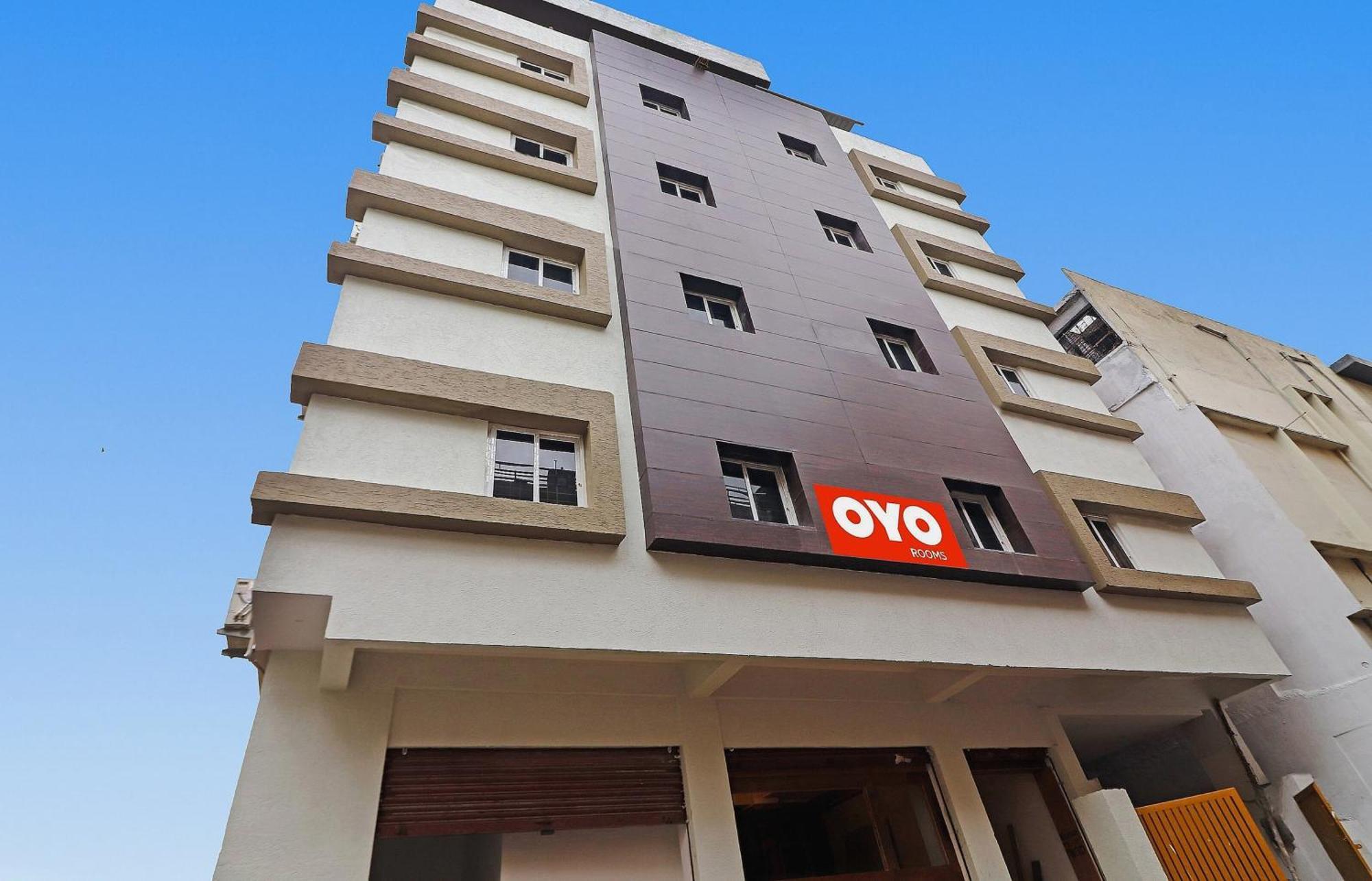 OYO 70047 Hotel Night Eye Hyderabad Exterior foto