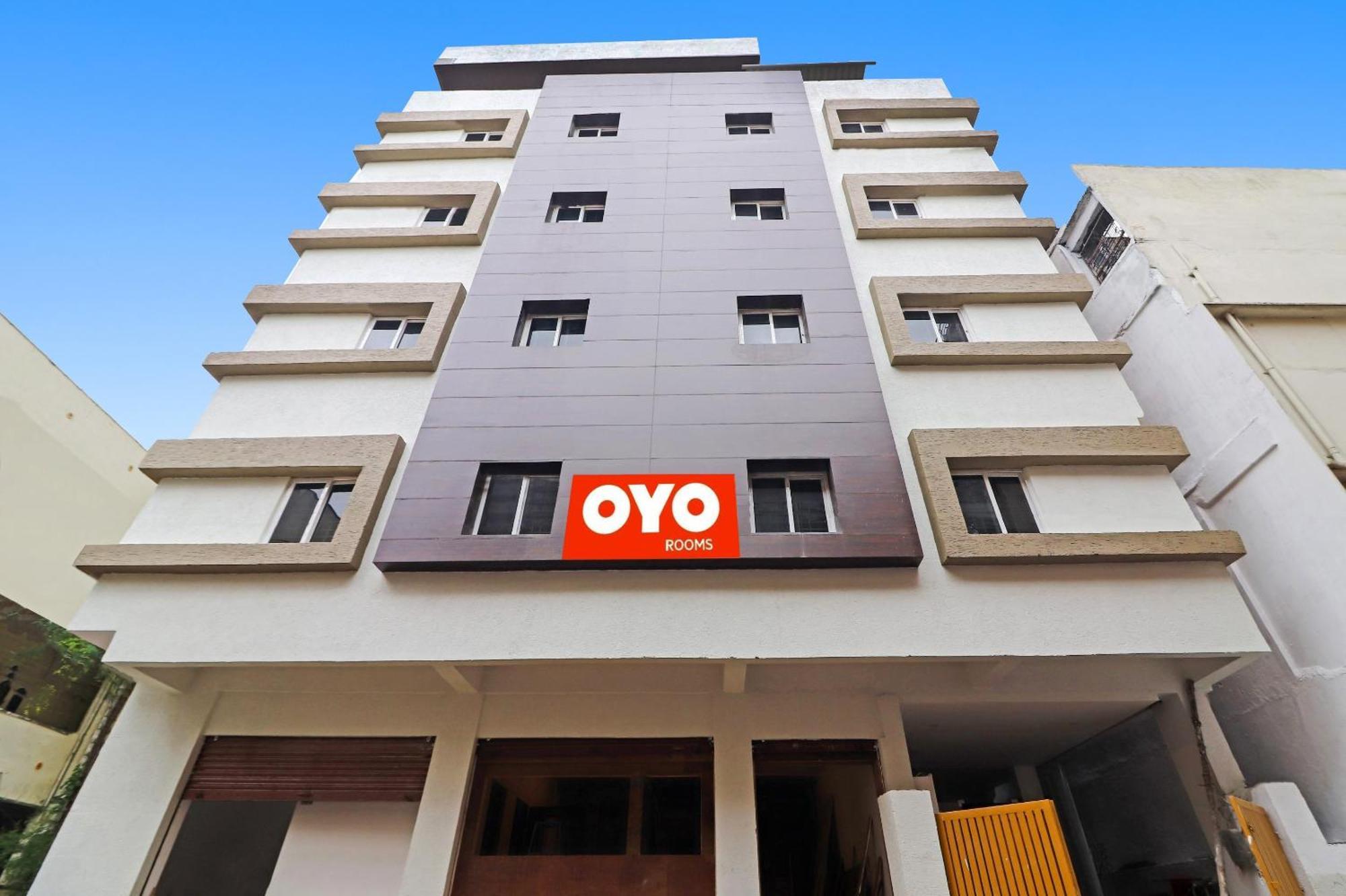 OYO 70047 Hotel Night Eye Hyderabad Exterior foto