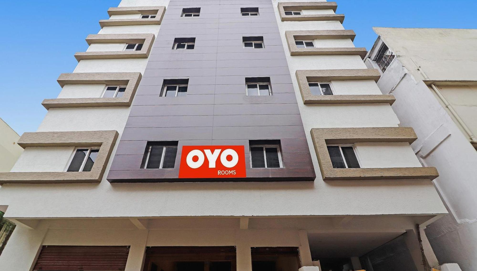 OYO 70047 Hotel Night Eye Hyderabad Exterior foto