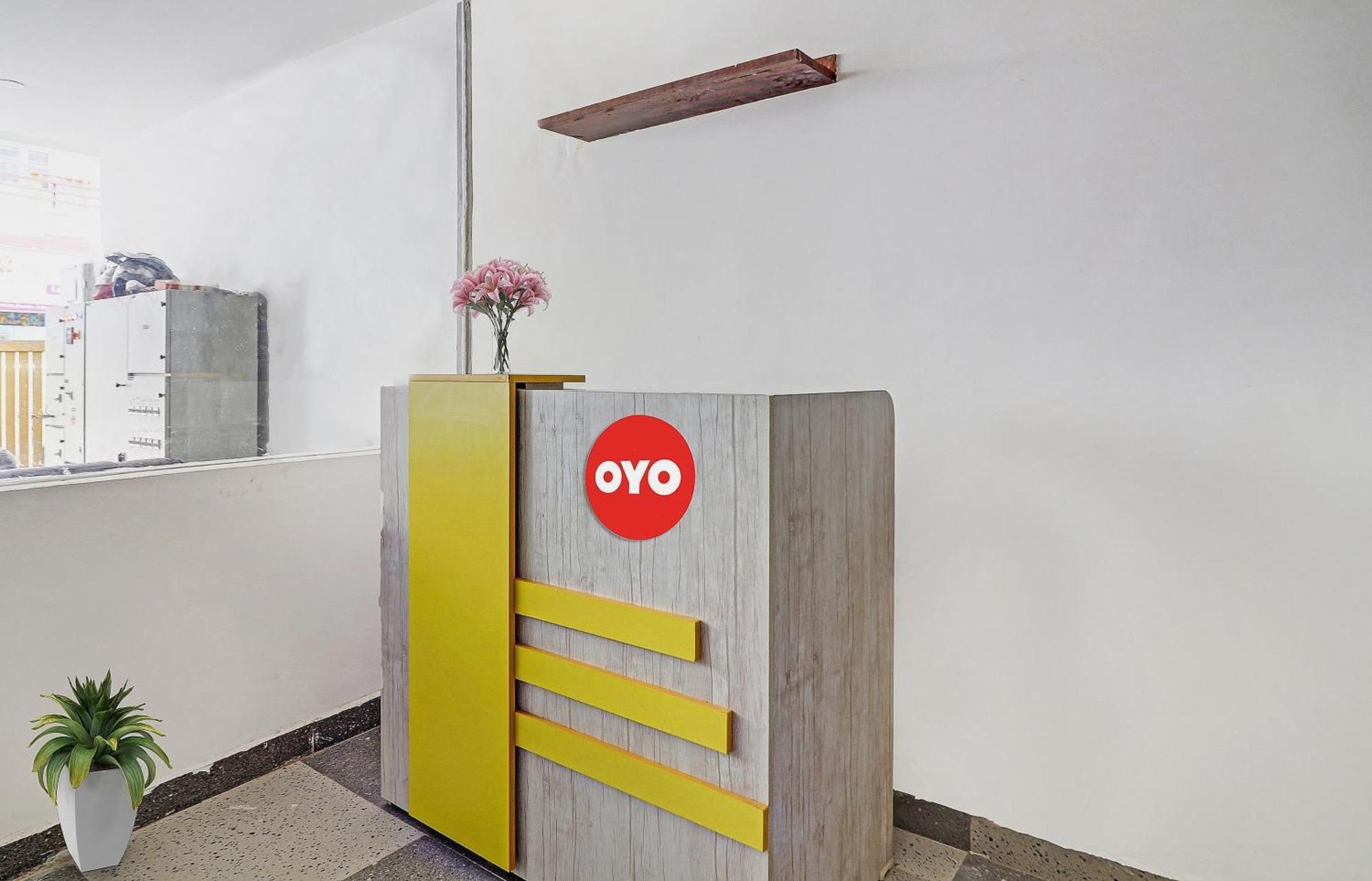 OYO 70047 Hotel Night Eye Hyderabad Exterior foto