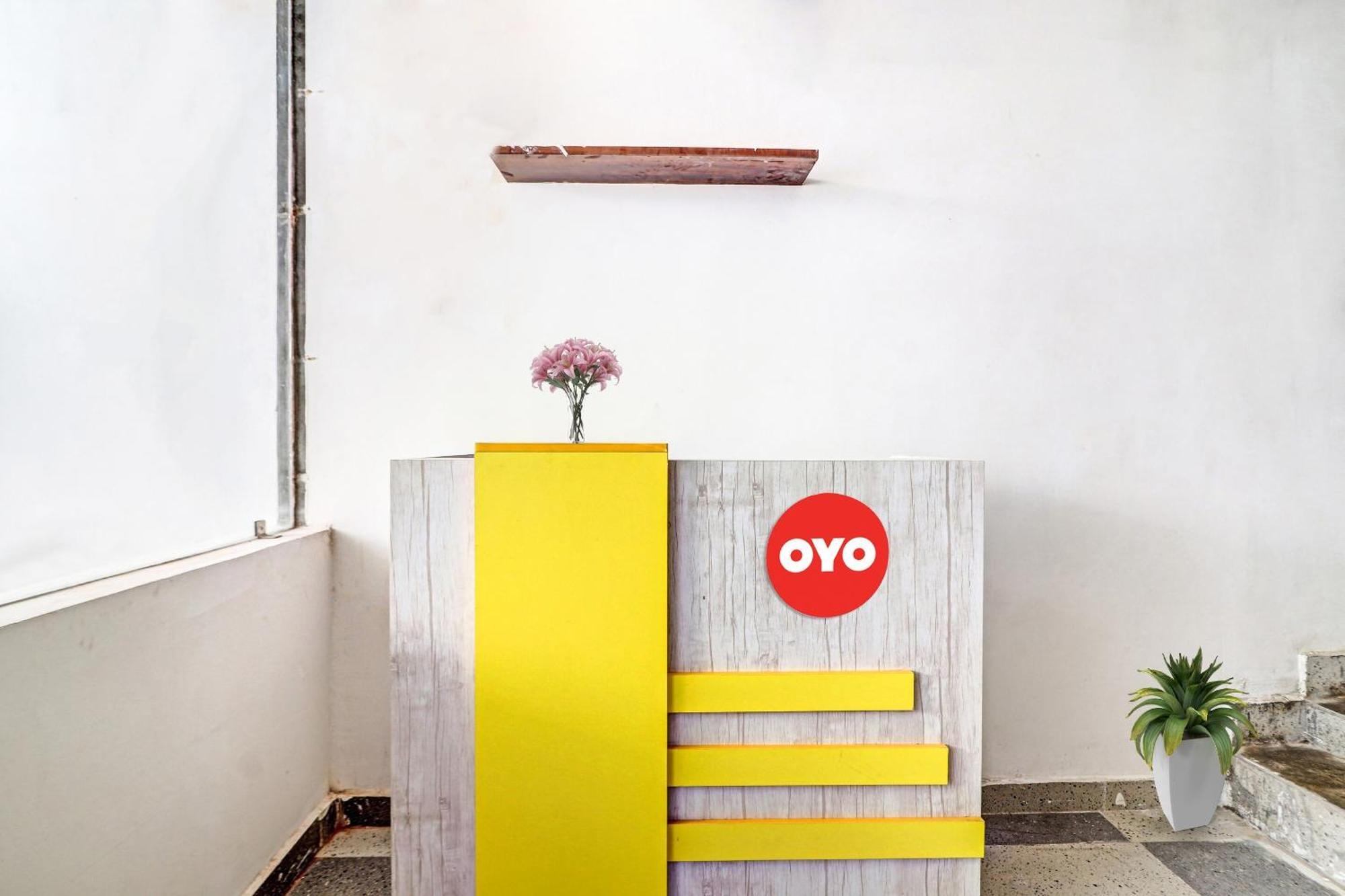 OYO 70047 Hotel Night Eye Hyderabad Exterior foto