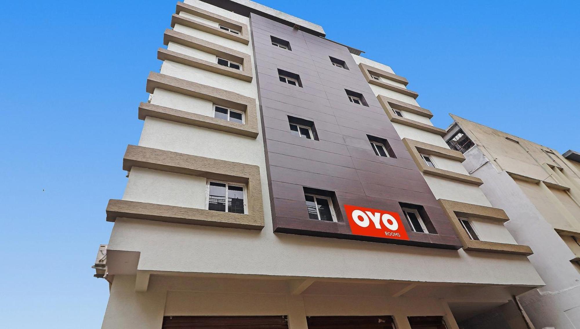 OYO 70047 Hotel Night Eye Hyderabad Exterior foto
